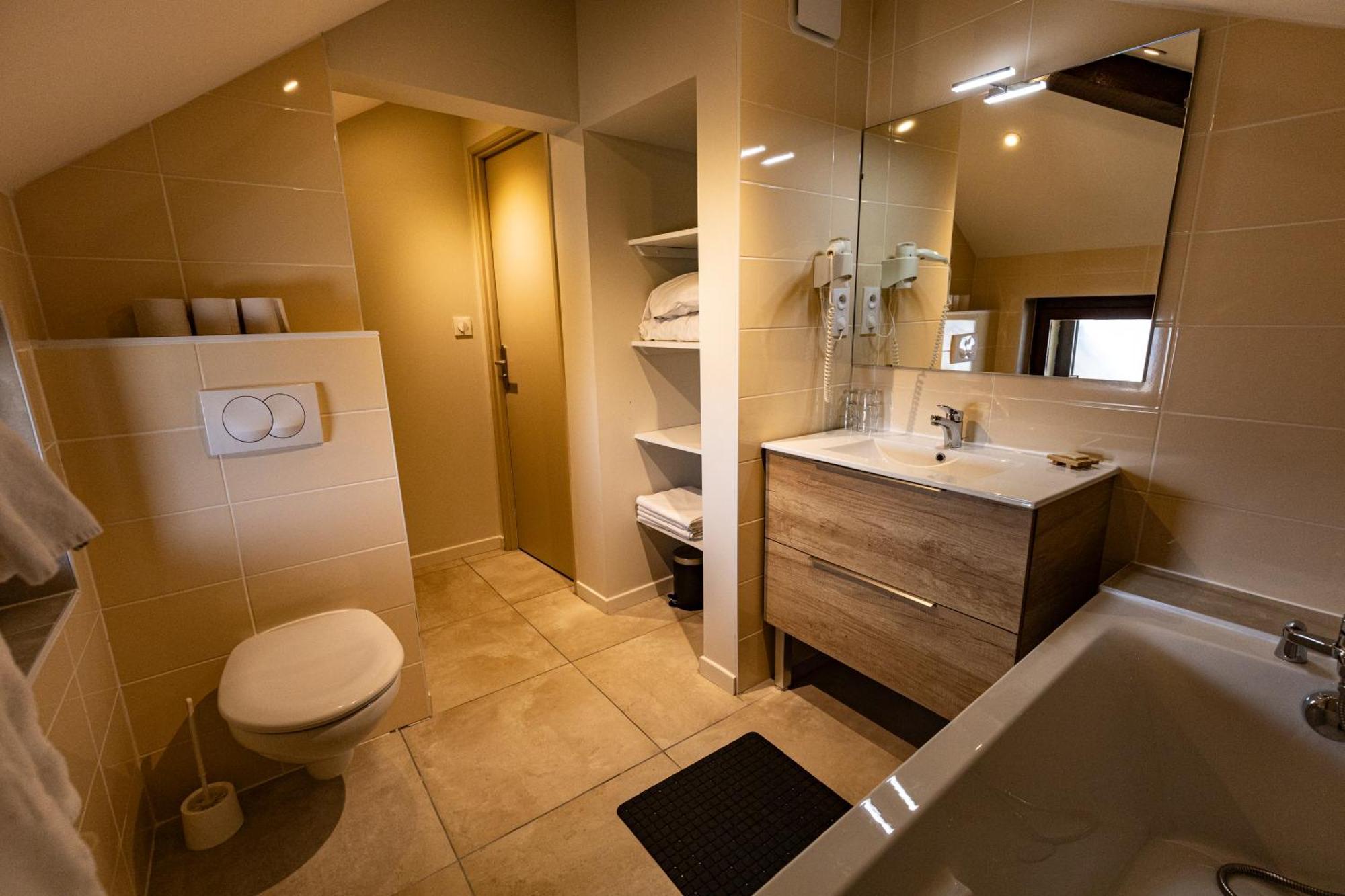 Hotel Le Coq D'Or Les Angles  Ngoại thất bức ảnh